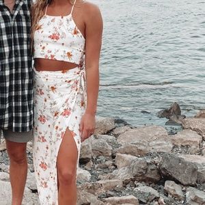 Forever 21 floral set - crop top and maxi skirt
